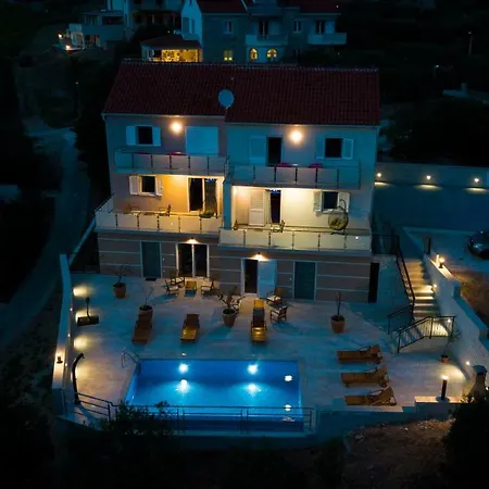 Nikola - Big Terrace Bol