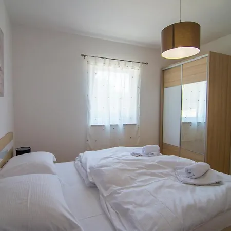 Nikola - Big Terrace Apartment *
